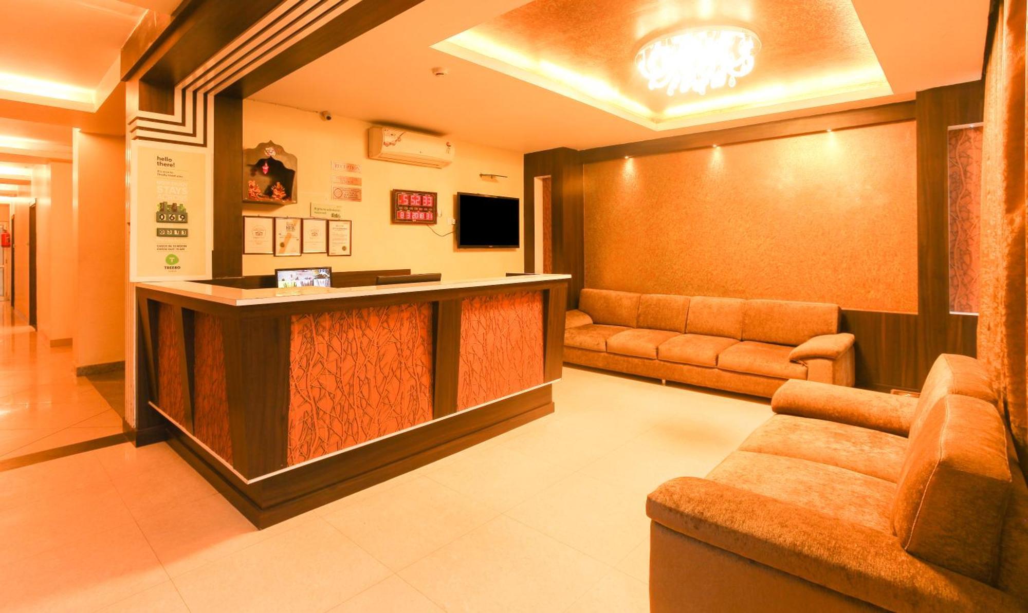 Hotel Janki International Sigra 2 Km From Kashi Vishwanath Temple Varanasi Exterior foto